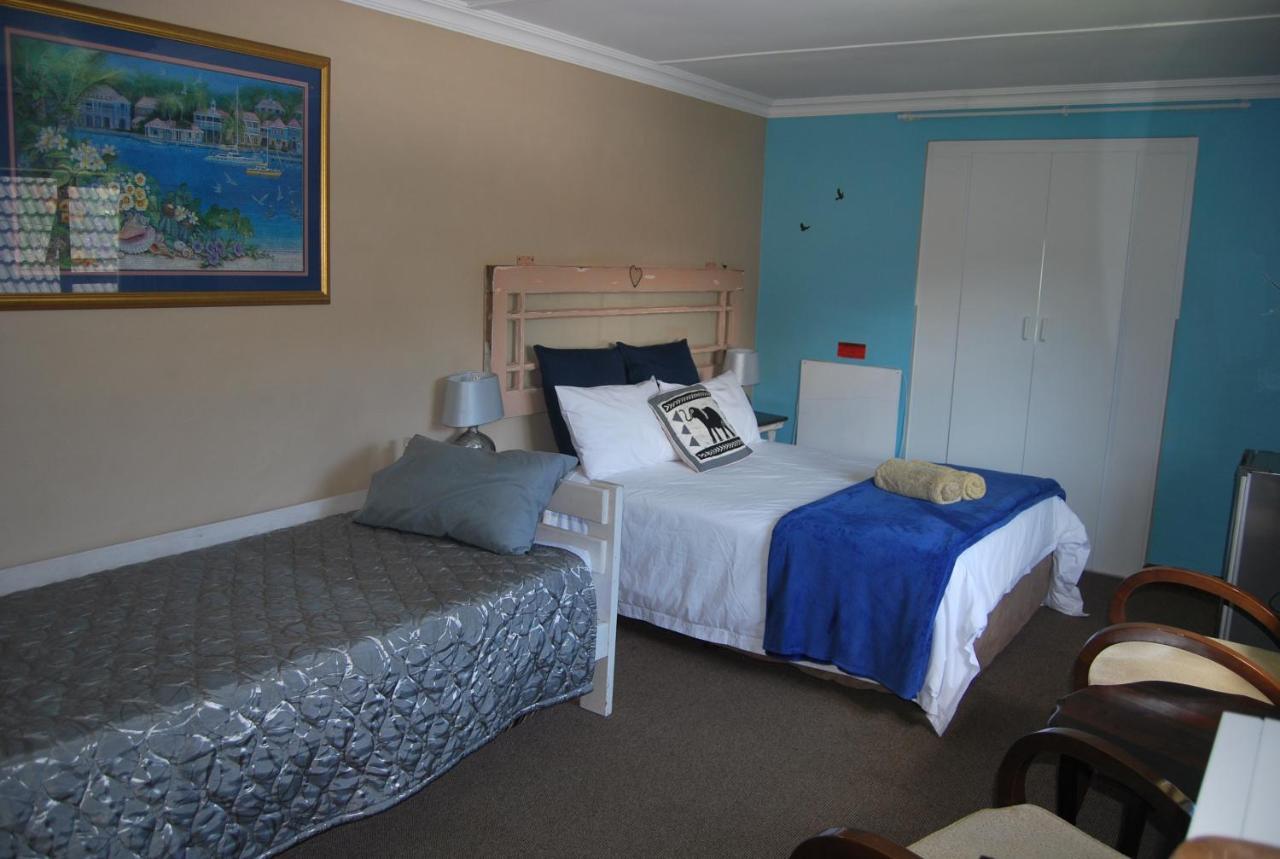15 Witpeer Street Guesthouse 乔治 客房 照片